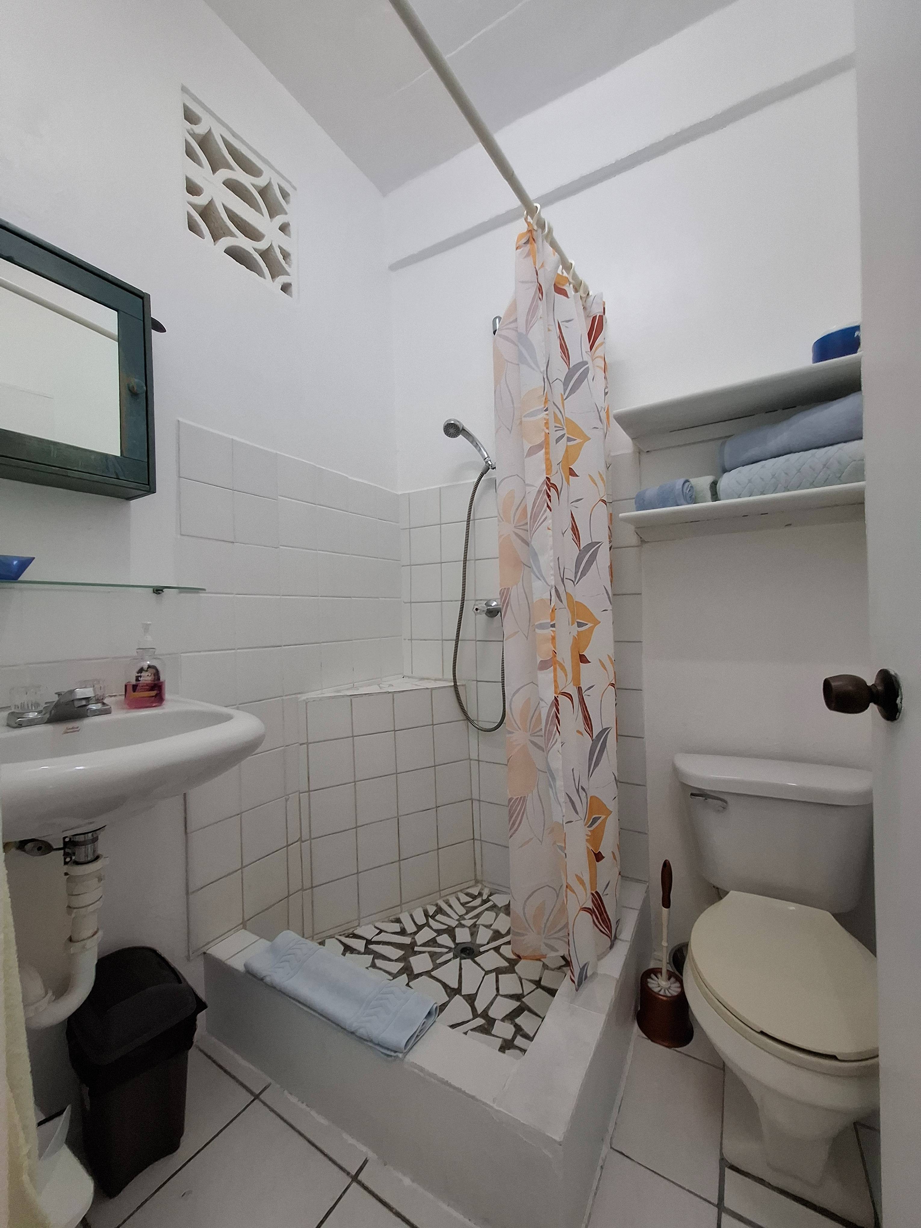 Shower WC – Apartment 7 at Apartment Espoir, Saint Lucia